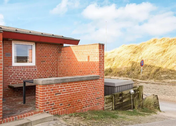 Beachfront Bliss - By Traum بيت للعطل